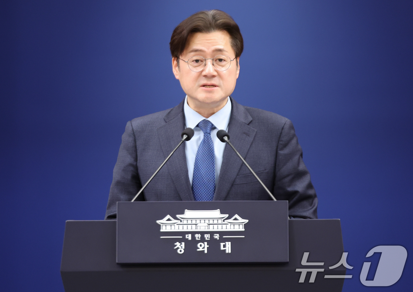 (서울=뉴스1) 허경 기자 = 홍익표 정무수석이 20일 청와대 춘추관에서 서울-양평 고속도로 사업 관련 브리핑을 하고 있다. 2026.3.20/뉴스1