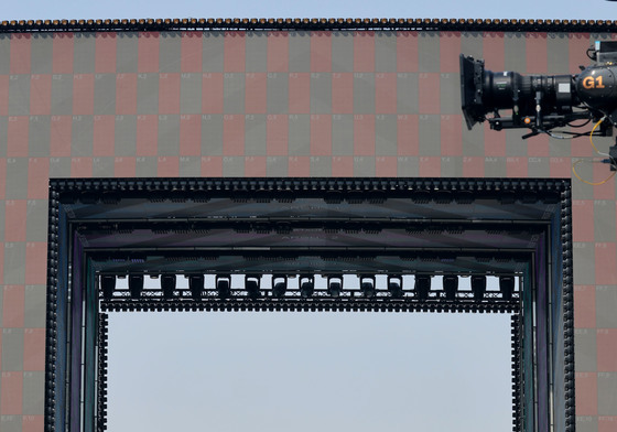 BTS 완전체 공연 D-1, 막바지 준비 한창