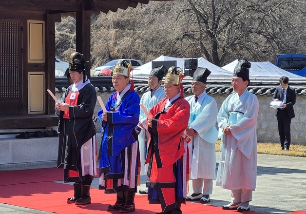 '단종 복위 도모 충신' 옥천서 김문기 추모제향 봉행