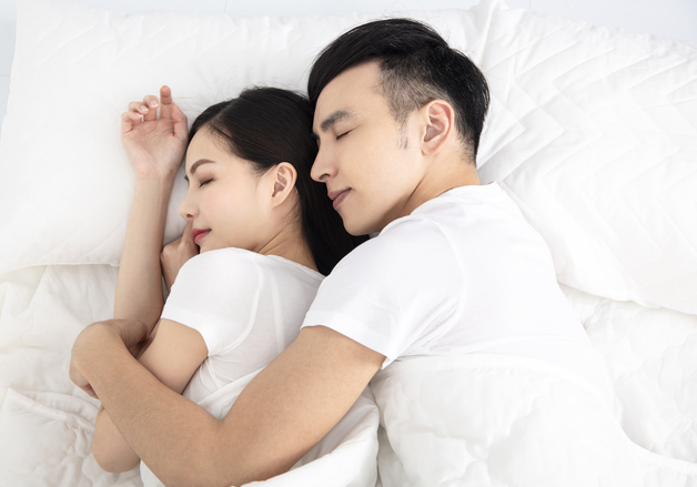 "처형과 '호빠 선수' 만난 아내…두 번째 상간남에게 '만질래?' 카톡" 울화통