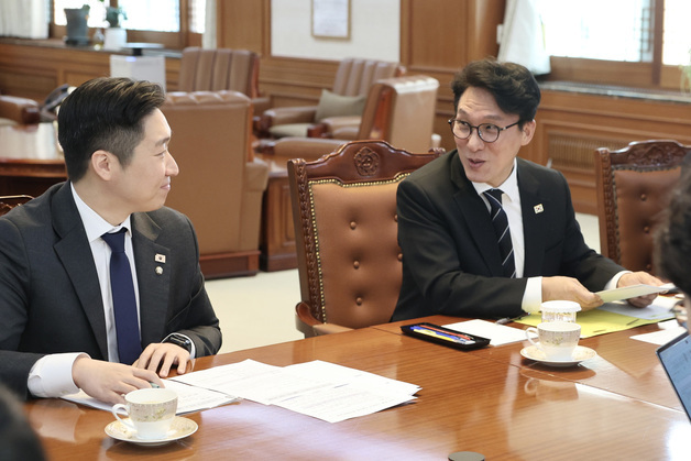 김민석 총리, 김구 탄생 150주년 유네스코 기념 사업 관련 간담회