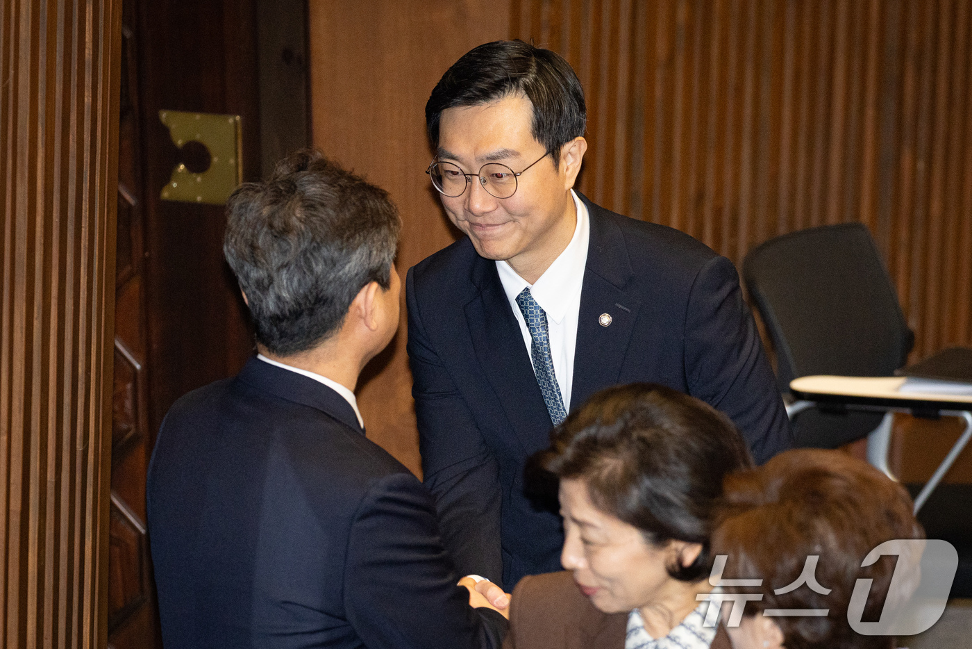 (서울=뉴스1) 유승관 기자 = 더불어민주당을 탈당한 장경태 의원이 20일 서울 여의도 국회에서 열린 제433회 국회(임시회) 제2차 본회의에서 공소청법안(대안)에 대한 무제한토론 …