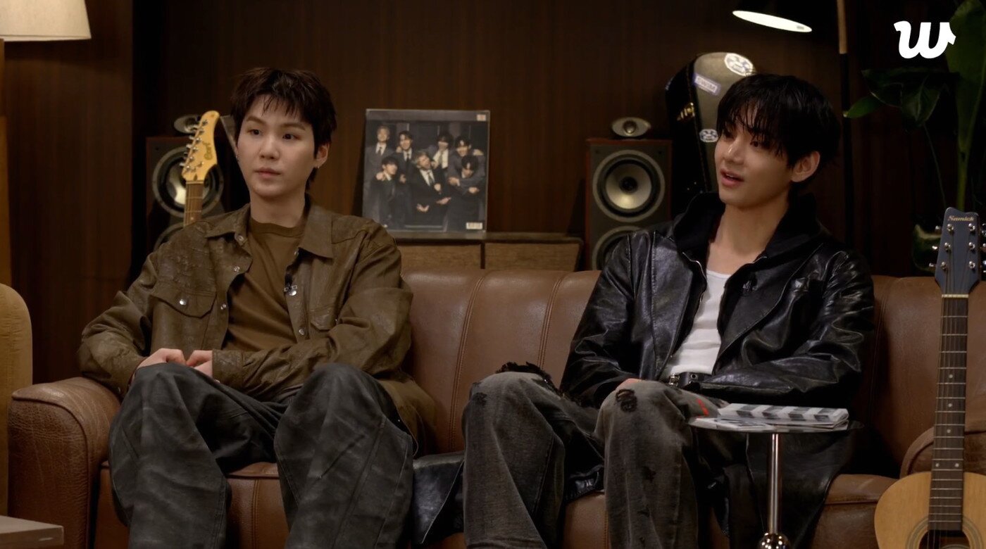 본문 이미지 - 방탄소년단 (위버스 라이브 화면 갈무리)