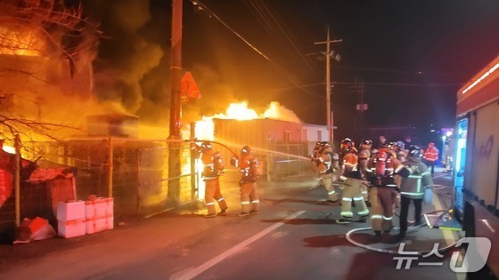 완주 식품제조 공장서 불…2억9500만원 재산피해(종합)