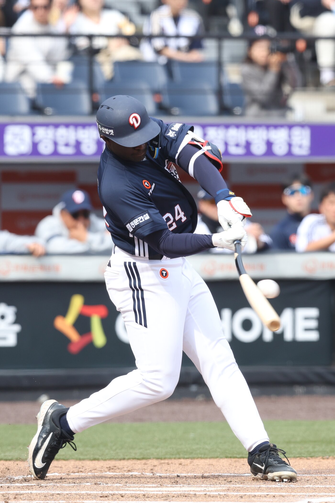 본문 이미지 - 두산 외국인 타자 카메론.(두산 베어스 제공)