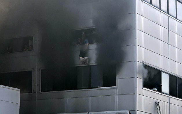 李대통령 "대전 공장 화재 인명 구조 총동원…金총리 곧 현장 도착"(종합)