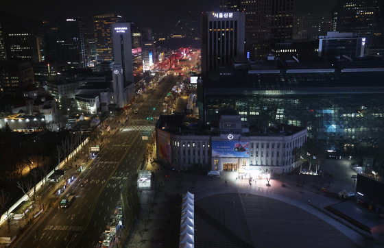 텅 빈 서울 도심