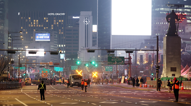 BTS 공연전야, 텅 빈 세종대로