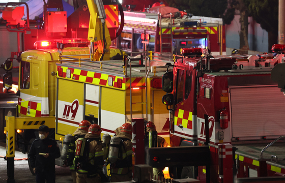 대전 공장 대형화재 실종자 14명 중 10명 사망…4명 수색 중(종합)