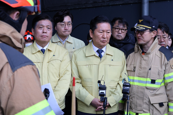 대전 화재 현장 찾은 여야 대표 "사고 수습 지원 총력"