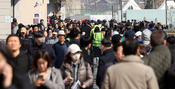 광화문 일대 아침부터 북적