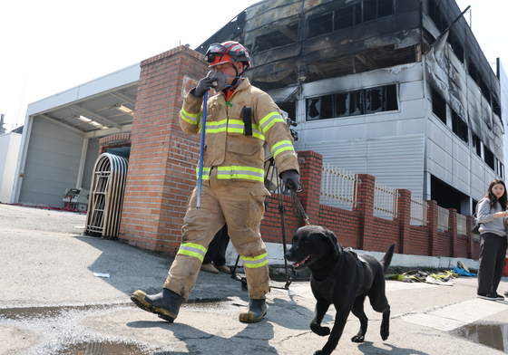'대전 공장 화재' 최초 발화 동관 1층 추정…CCTV 없어 조사 난항(종합)