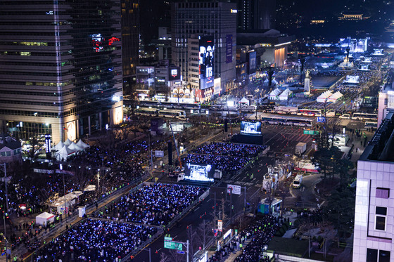 BTS 공연에 "휘발유 투척" 협박 댓글…검찰, 50대 구속 기소