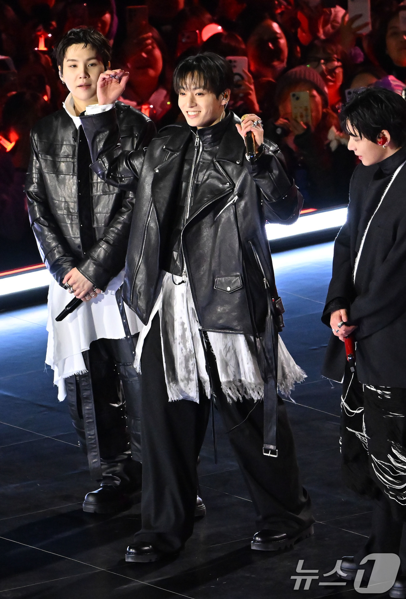 (서울=뉴스1) 사진공동취재단 = 방탄소년단(BTS)이 21일 서울 광화문광장에서 'BTS 컴백 라이브: 아리랑' 발매 기념 컴백 공연을 하고 있다. 2026.3.21/뉴스1