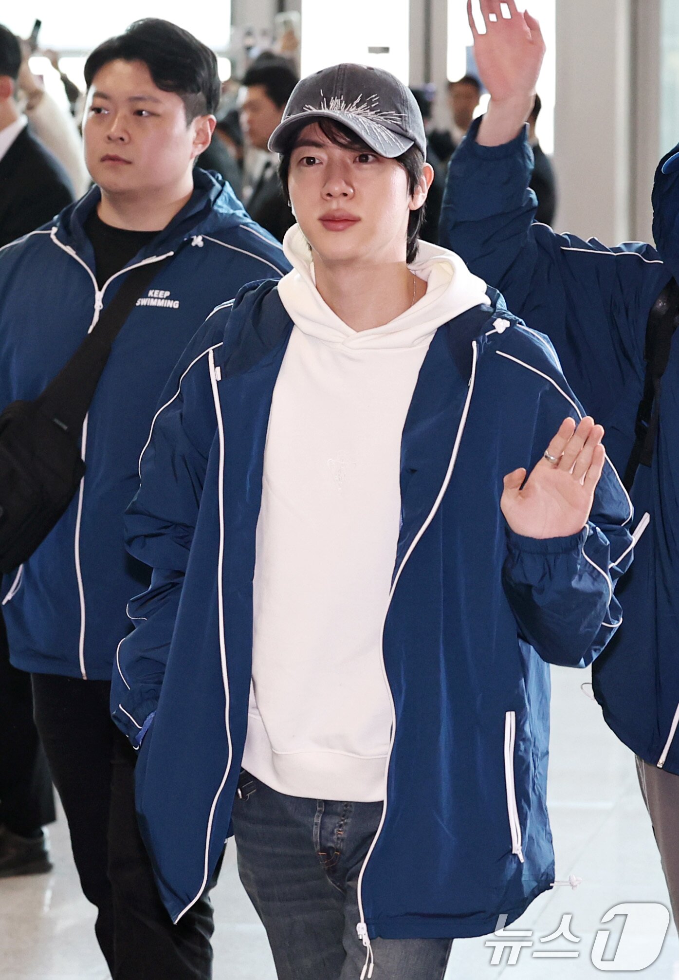 BTS 진 '다녀올게요'