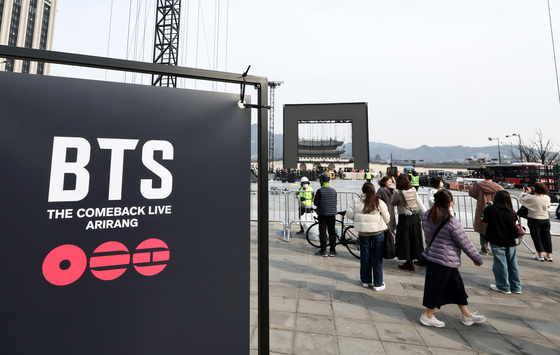 가시지 않은 BTS 컴백공연 여운