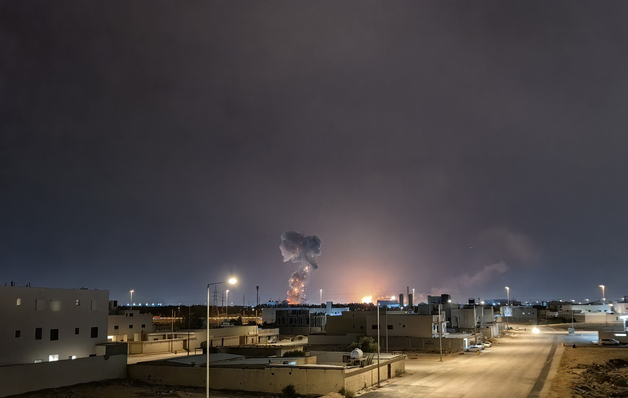 이란, 사우디 석유화학 단지 공습…이스라엘 공격에 보복 타격