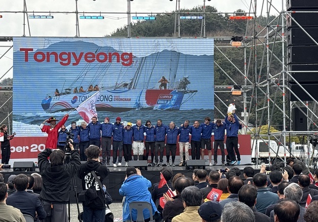 "잘 쉬다 갑니다" 통영에서 머문 세계 요트인들, 다시 바다로