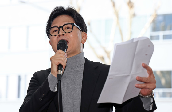 한동훈, 전재수 겨냥 "내가 尹 배신? 李 계엄하면 안 막을거냐"