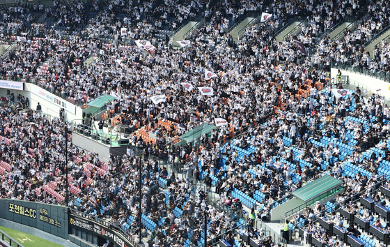 프로야구 시범경기 총 44만명 입장…역대 최다 관중 신기록