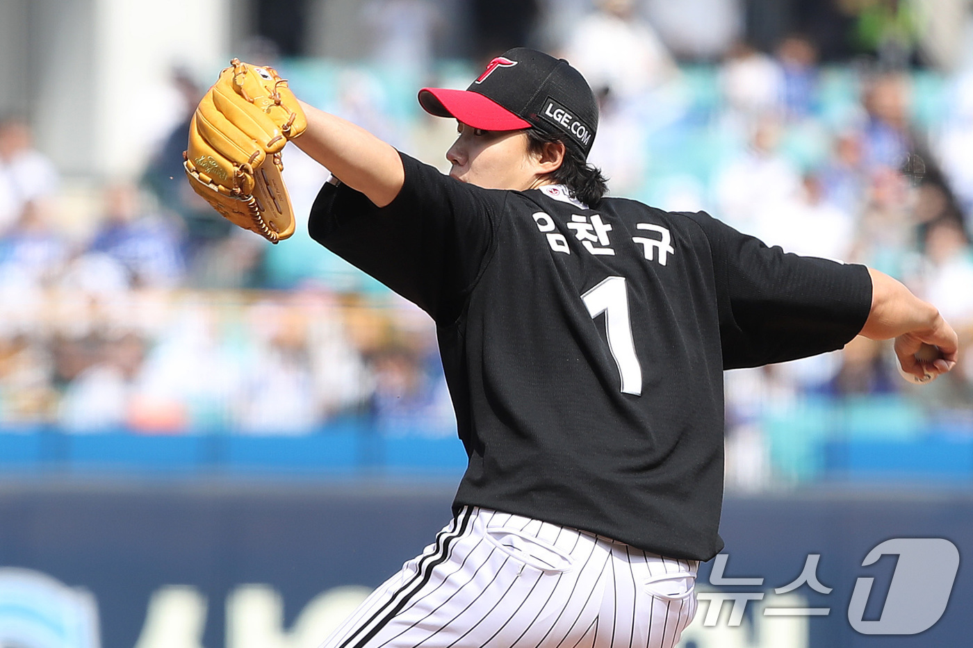 (대구=뉴스1) 공정식 기자 = 22일 오후 대구 삼성라이온즈파크에서 열린 프로야구 '2026 신한 SOL KBO리그' 시범경기 LG 트윈스와 삼성 라이온즈의 경기, 1회말 LG …