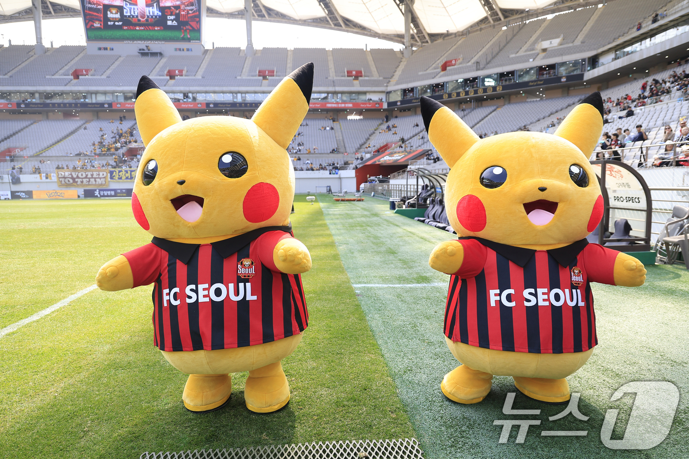 (서울=뉴스1) 박정호 기자 = 22일 오후 서울시 마포구 월드컵로 서울월드컵경기장에서 열린 하나은행 K리그1 2026 5라운드 FC서울과 광주FC의 경기에서 FC서울 옷을 입은 …