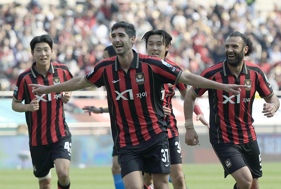 골 터트린 로스