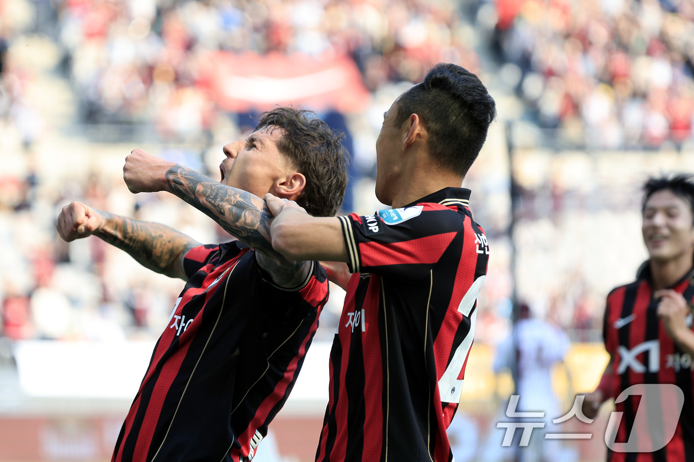 (서울=뉴스1) 박정호 기자 = 22일 오후 서울시 마포구 월드컵로 서울월드컵경기장에서 열린 하나은행 K리그1 2026 5라운드 FC서울과 광주FC의 경기에서 멀티골을 터트린 FC …