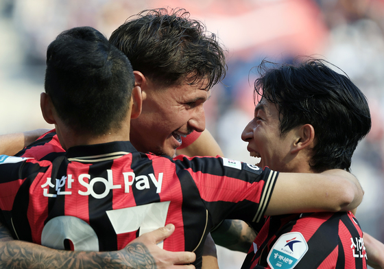 FC서울, 행복한 홈 개막전