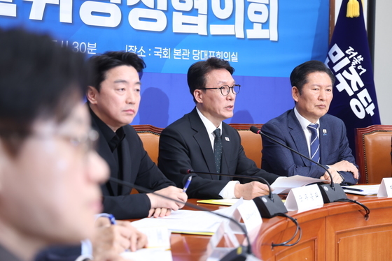 모두발언하는 김민석 국무총리