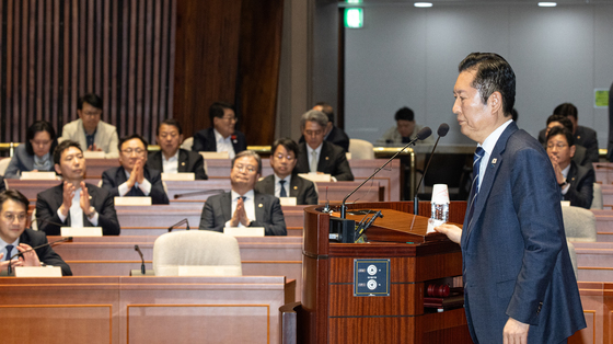 정청래 대표 "국힘, 일 안 하면 먹지도 말고, 위원장 자리 탐하지도 말라"