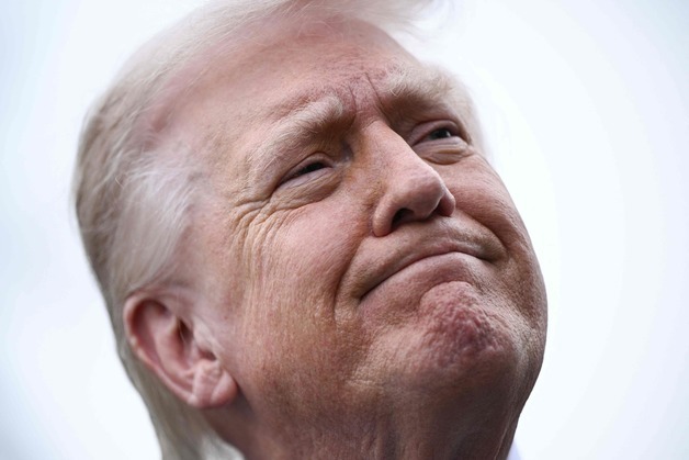 트럼프 '48시간 통첩'에도 이란 굴복 없다…"오히려 공세로 전환"