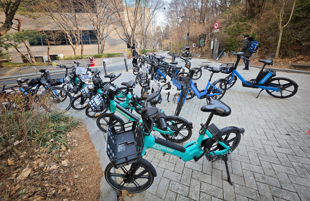 서초구, '길막' 주범 전기자전거 수거 나선다…"통행방해 해소"