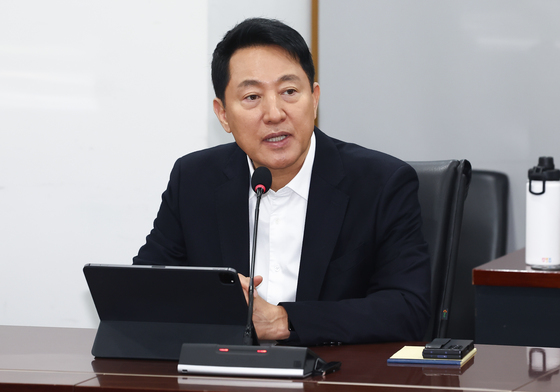 오세훈 "중동發 '물가공포' 확대…생활비 낮추고, 경영안전망 구축할 것"