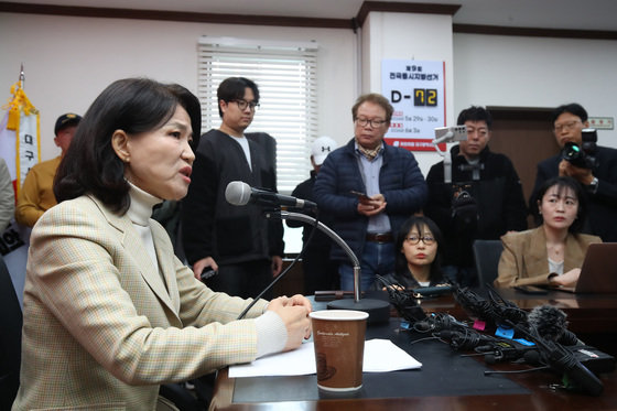 이진숙 "이재명 대신 국민의힘이 나를 잘라…민주주의 배신행위"