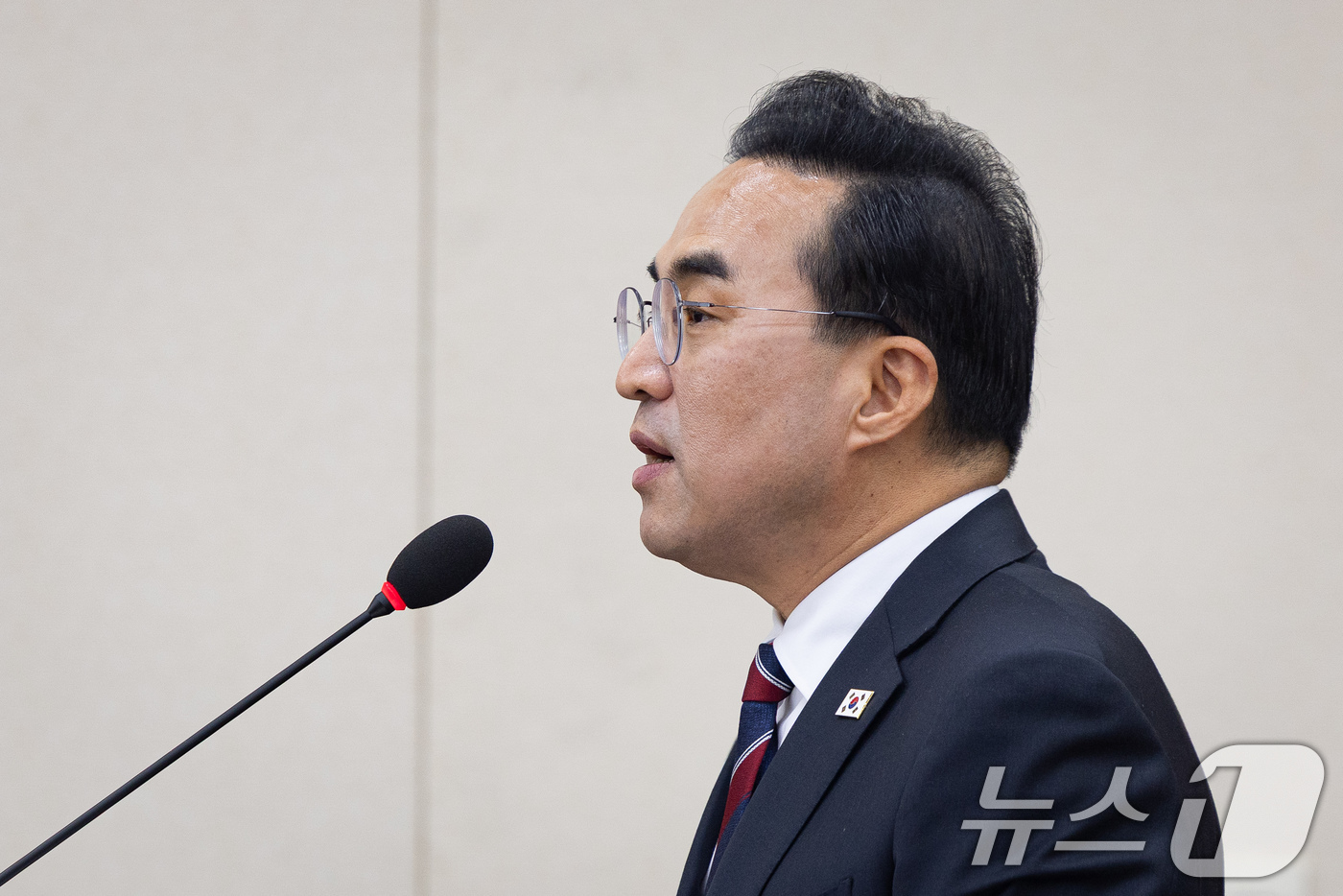 (서울=뉴스1) 유승관 기자 = 박홍근 기획예산처 장관 후보자가 23일 서울 여의도 국회에서 열린 인사청문회에 출석해 모두 발언을 하고 있다. 2026.3.23/뉴스1