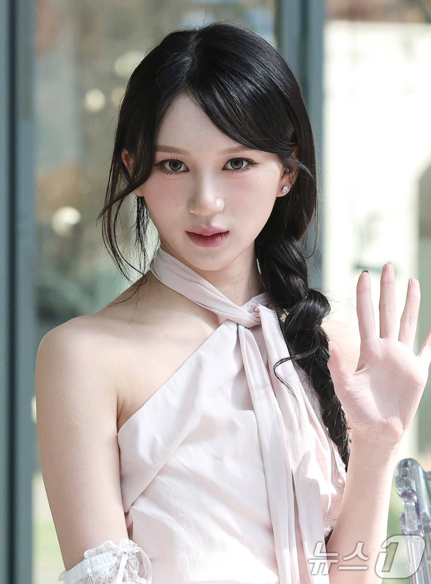 (서울=뉴스1) 권현진 기자 = 블링원(BLINGONE) 엘리가 23일 오전 서울 중구 크레스트72에서 열린 32개국 K팝 프로젝트 ‘클릭더스타’ 글로벌 파트너 계약 체결 및 제작 …