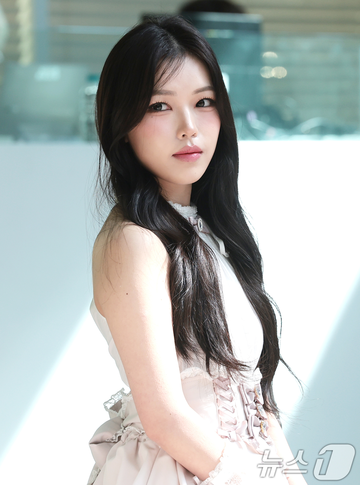 (서울=뉴스1) 권현진 기자 = 블링원 라니가 23일 오전 서울 중구 크레스트72에서 열린 32개국 K팝 프로젝트 ‘클릭더스타’ 글로벌 파트너 계약 체결 및 제작발표회에 참석해 매 …