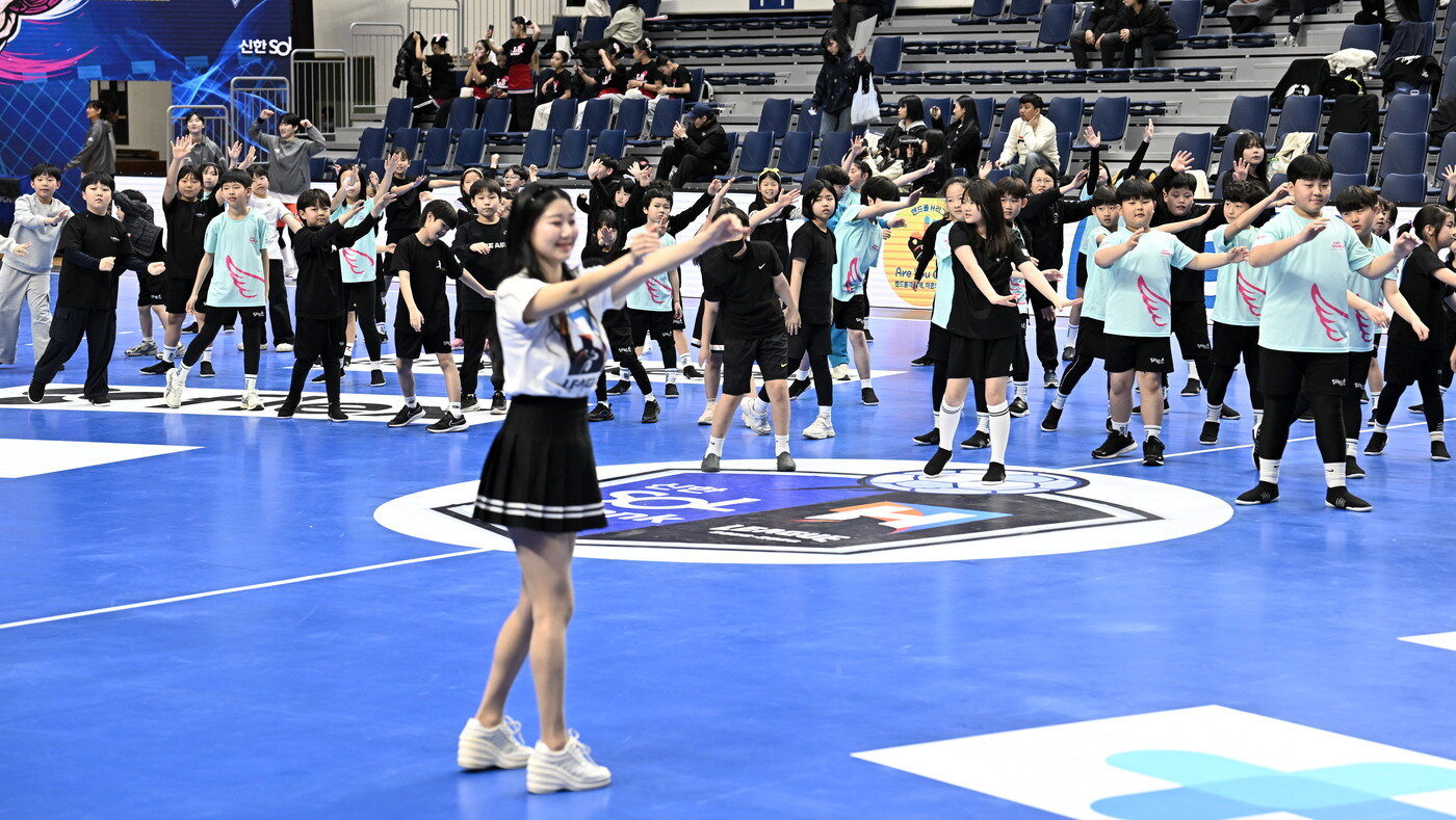 본문 이미지 -  핸드볼과 함께하는 마음의 패스 캠페인 개최(H리그 제공) 