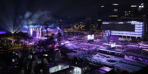 '고양 숙소' 검색량 185배 폭증…BTS 월드투어 앞 아미노믹스 위력