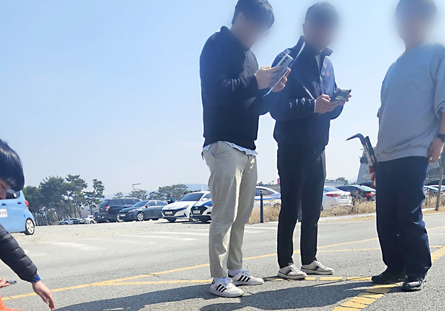 세종시 정부청사 인근 도로 씽크홀 발생