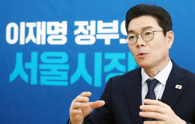 정원오 "폐교를 시니어 라이프캠퍼스로"…노인복지 공약 발표