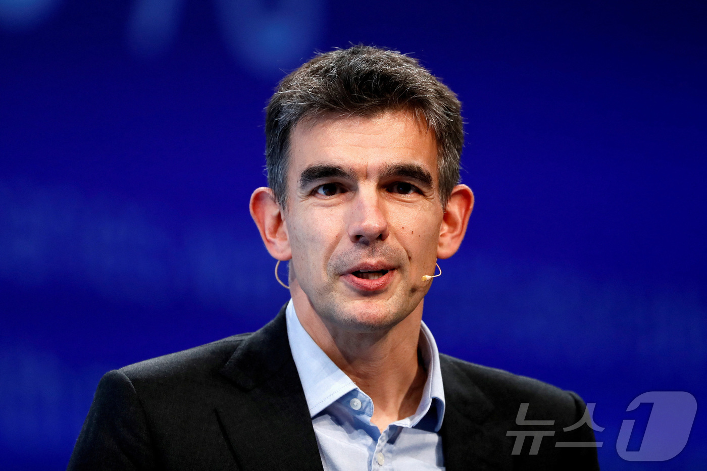 (런던 로이터=뉴스1) 김경민 기자 = 맷 브리튼 구글 영국 법인 유럽·중동·아프리카 사업 운영 사장이 2016년 11월 런던에서 열린 영국산업연맹(CBI) 연례 회의에서 연설하고 …