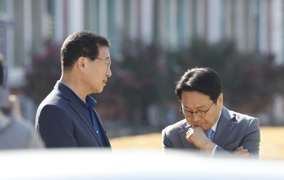 '미 문화원 점거 듀오' 신정훈·강기정 통합시장 후보 연대하나(종합)