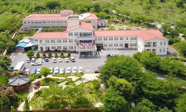 산청복음전문요양원·실버타운, 장기요양 최우수기관 선정…5회 연속