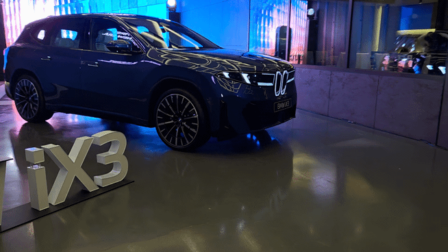 "프리미엄 전기차 시대 연다"…BMW iX3, 혁신 기술에 사전계약 폭주