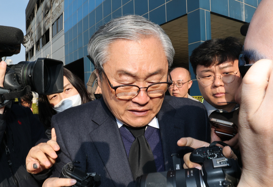 '74명 사상' 안전공업 압수수색…손주환 대표 '묵묵부답'(종합)