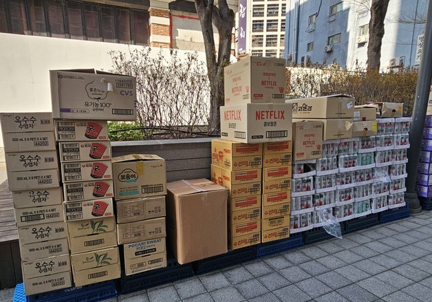 "100% 폐기 지원 vs 협의 통해"…편의점 본사·점주 눈치싸움