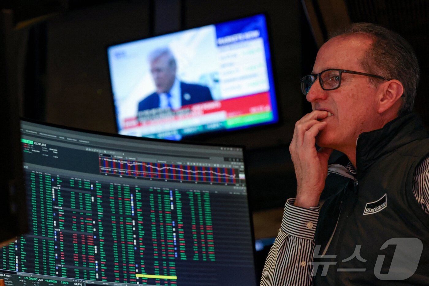 본문 이미지 - 뉴욕증권거래소 트레이더 ⓒ 로이터=뉴스1