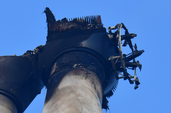 영덕풍력발전기, 설계수명 20년 넘어…단계적 철거 작업 중 화재